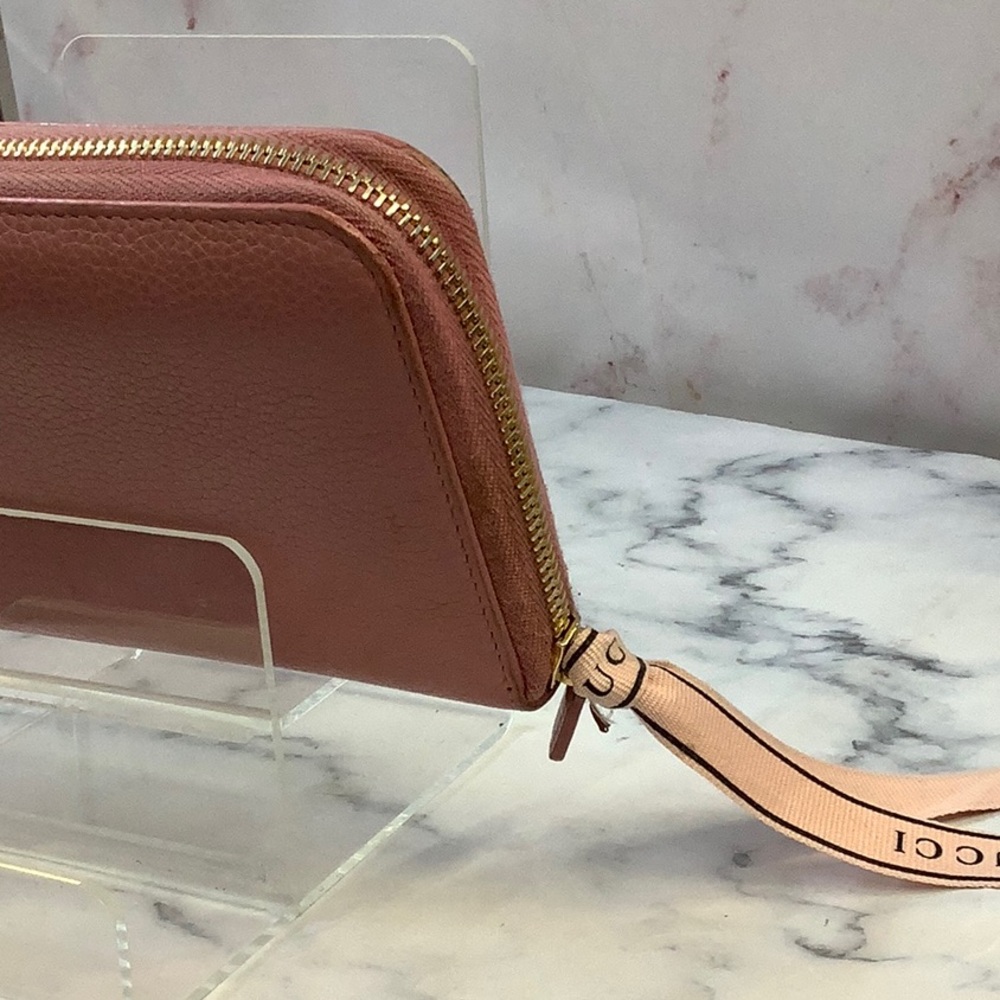 GUC Prada Pink Leather Wallet - Picture 14 of 14